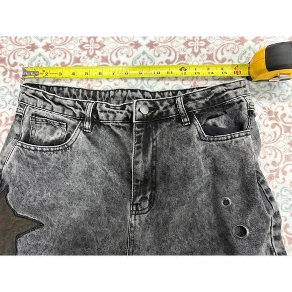 Daisy Street Star Patch Wide Leg Jeans Acid Wash Black Grommet Y2K Size 13 - Picture 4 of 10